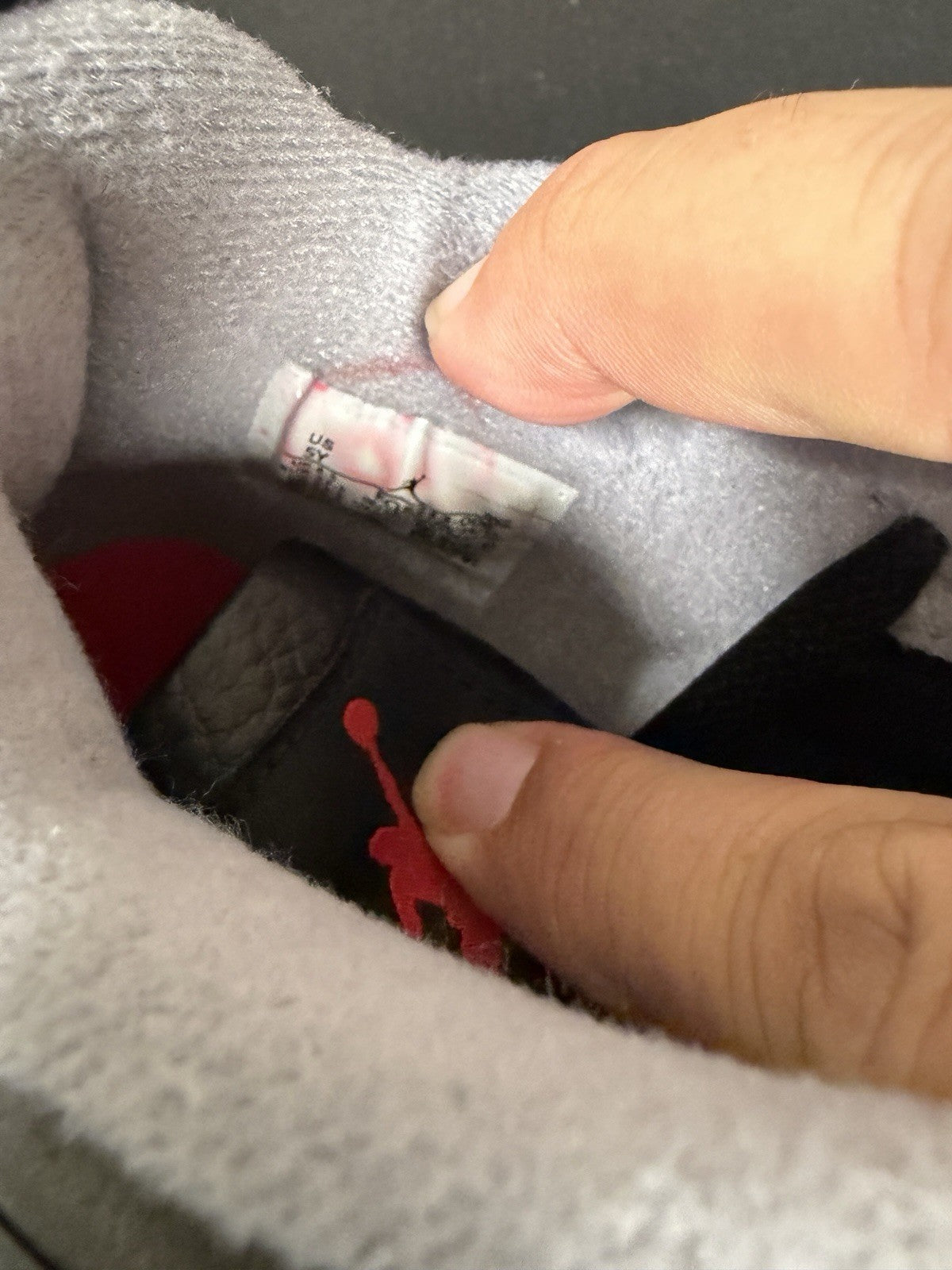 AIR JORDAN 4 Bred reimagined 2024 (GS) size 5