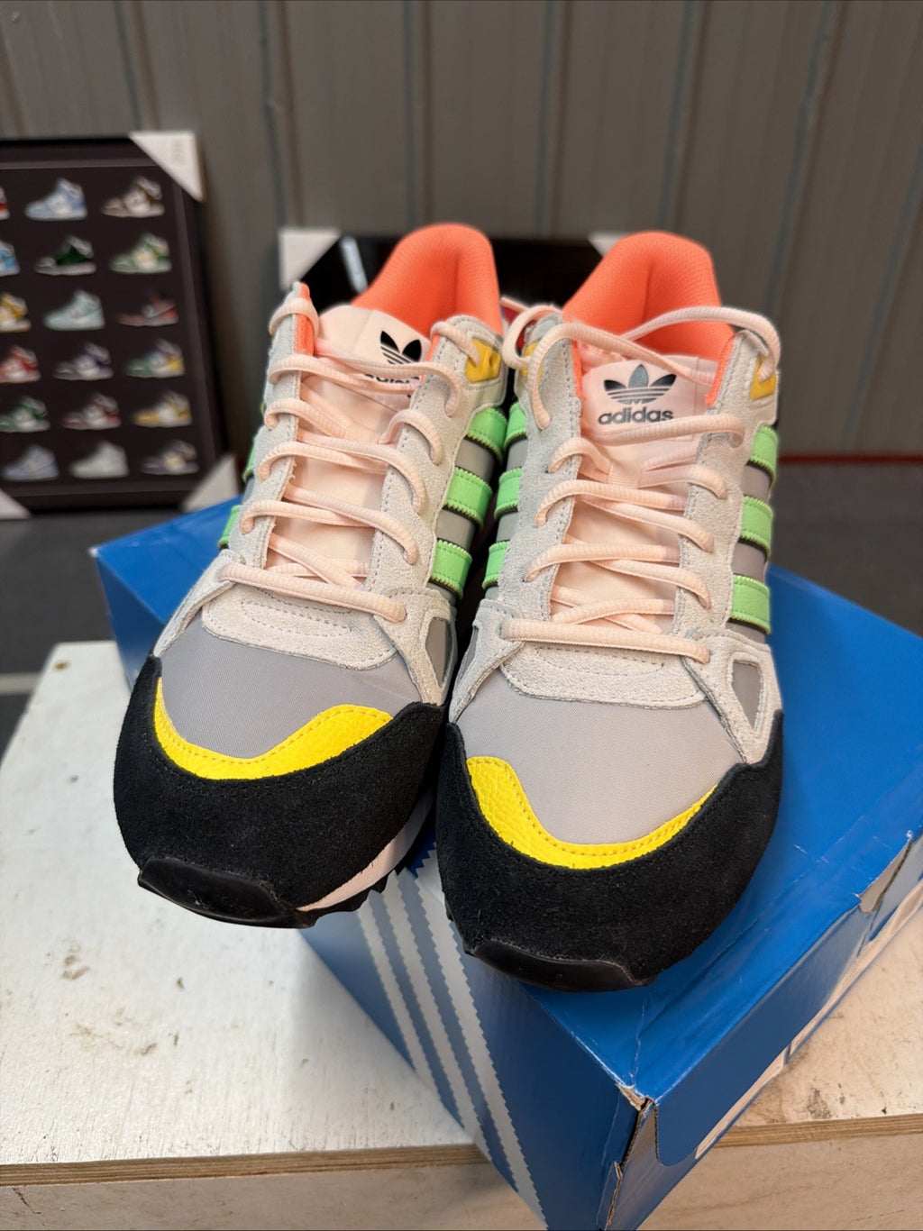 Size 10.5 adidas ZX 750 White Beam Green Orange (HQ6680)