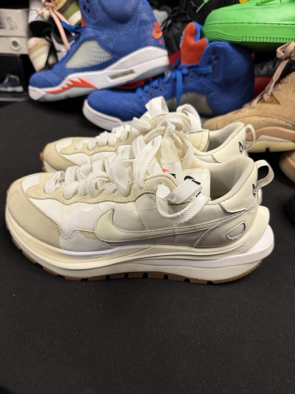DD1875 100 Nike Vaporwaffle sacai Sail Gum