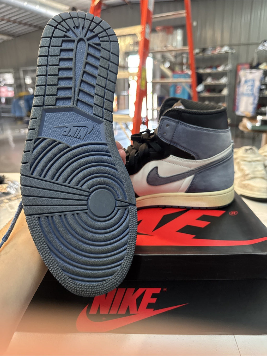 ⁠size 10.5 - Air Jordan 1 Retro High OG Blue Moon