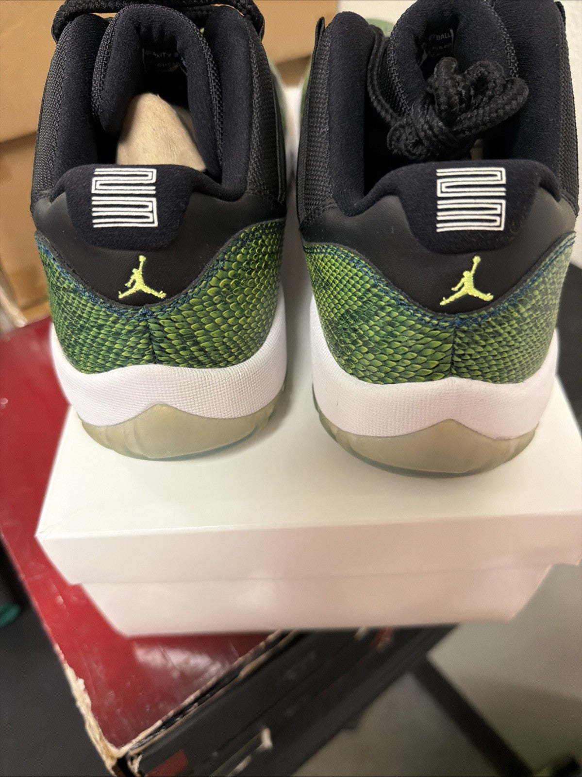 Jordan 11 Low Mens Snakeskin Size 12 Green Black Snakeskin