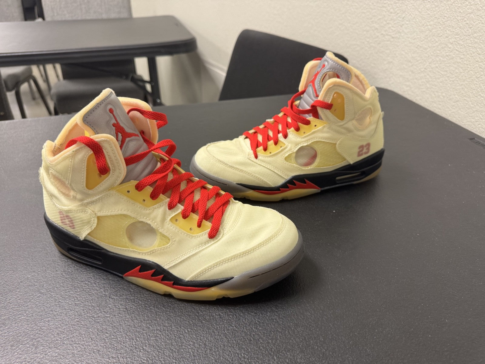 Nike Air Jordan 5 Retro 'Off-White Sail' (Size 10) *Clean w/ OG Box* DH8565-100