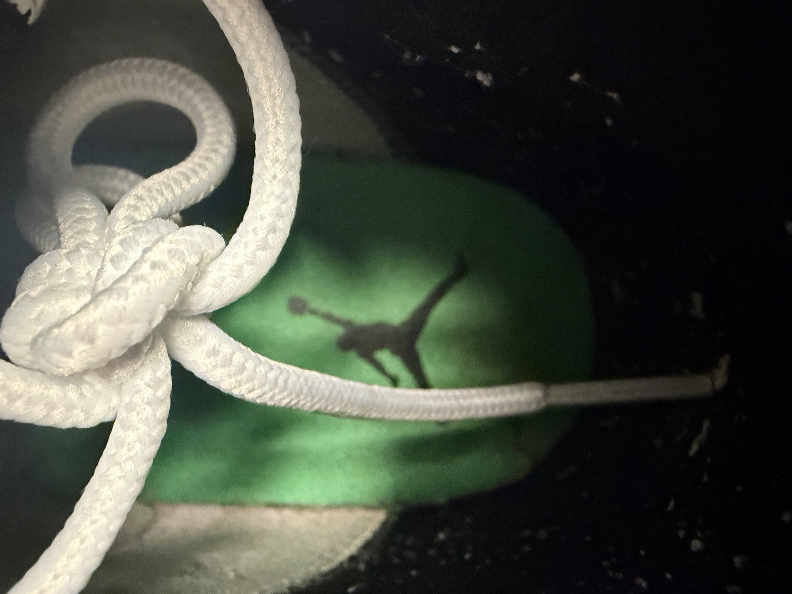 Jordan 13 lucky green size 11 (201)