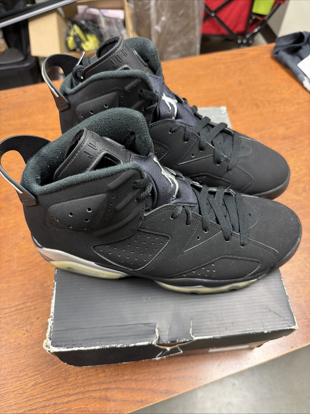 Size 10.5 Nike Air Jordan 6 Retro Chrome Black Silver Lightly Used DX2836-001