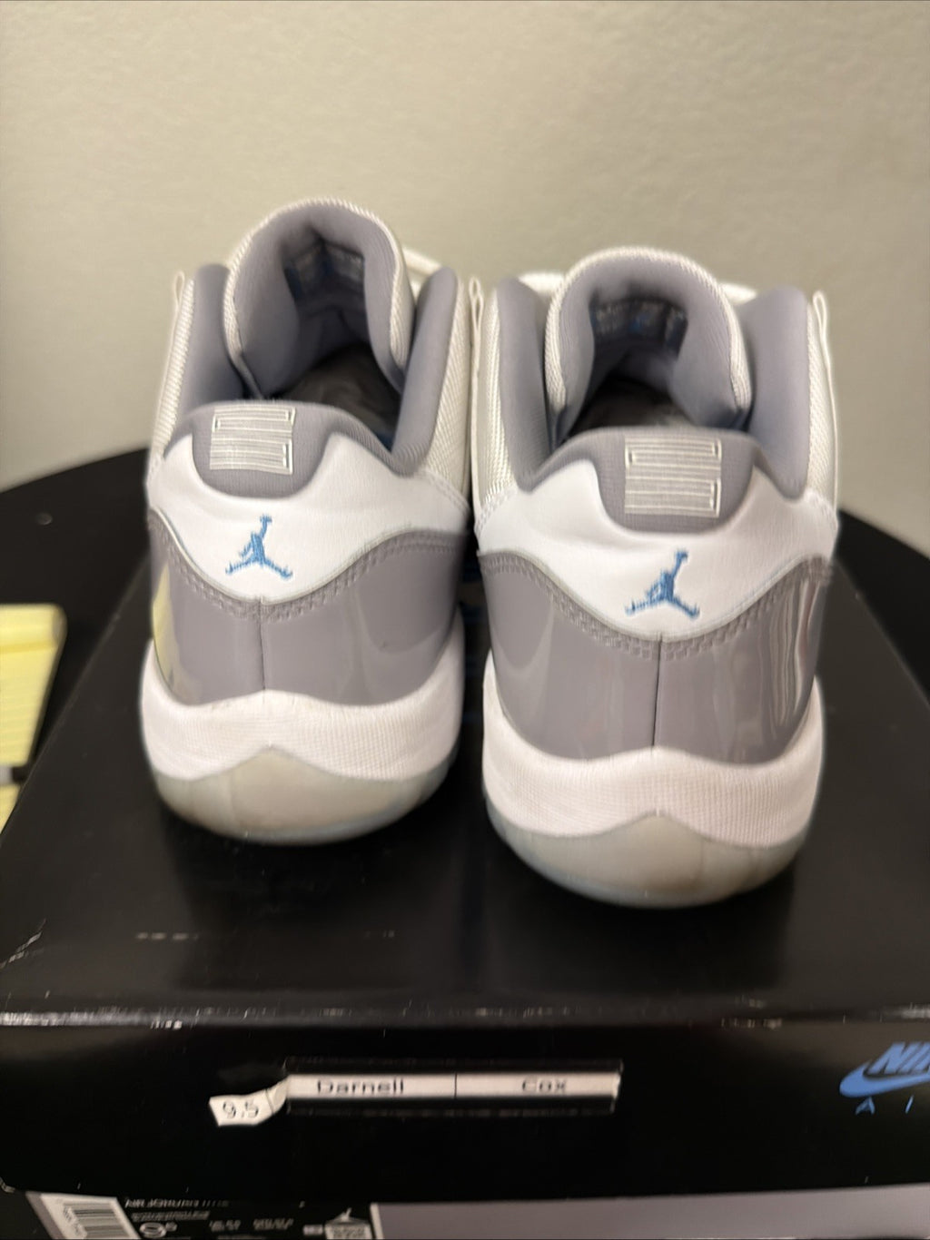 M025) Nike Air Jordan 11 XI Retro Low Men’s Size 9.5 Cement Grey AV2187-140