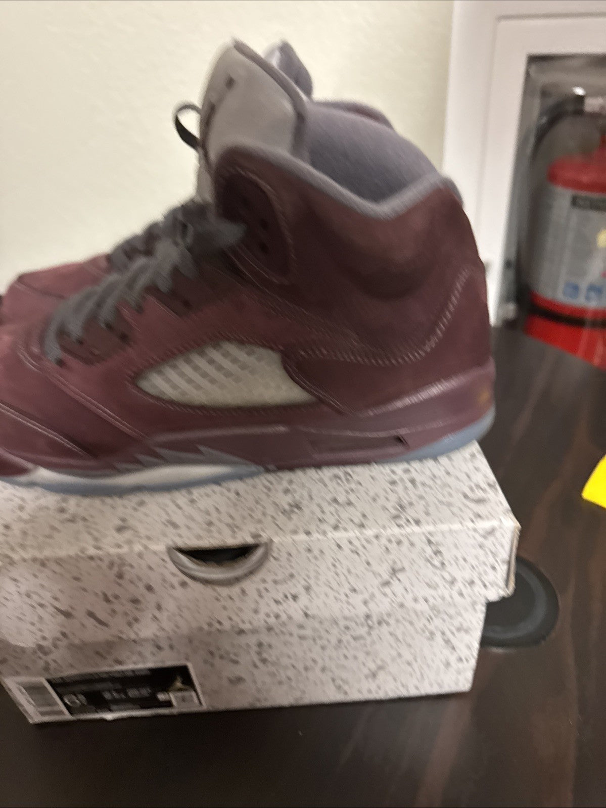 Nike Air Jordan 5 Retro SE Burgundy 2023 GS FN4233-600 Size 6.5Y Sneakers