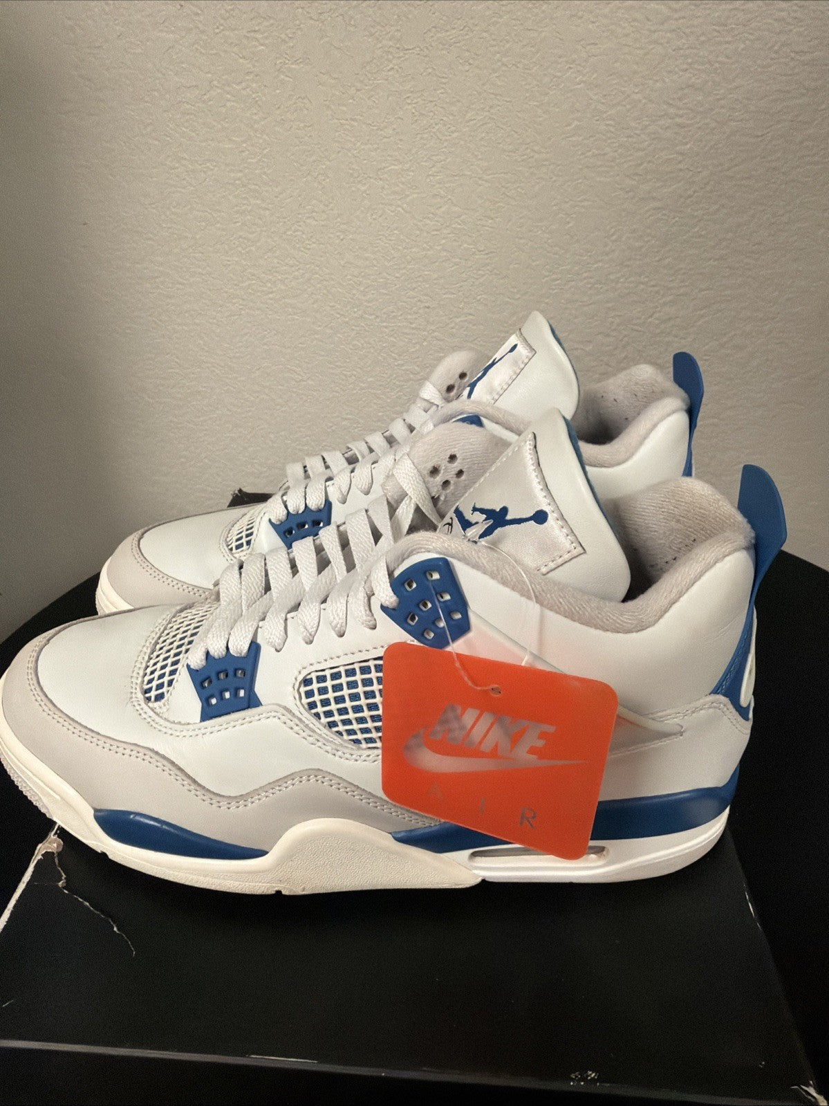 Air Jordan 4 Retro "MILITARY BLUE" 2024 - Size 10 - fv5029 141 (10587-30)