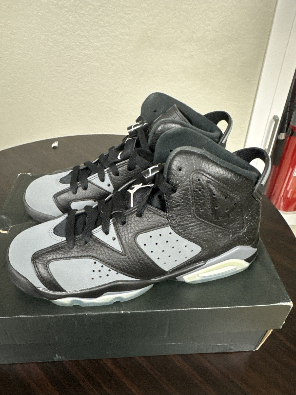 Size 5Y - Air Jordan Retro 6 Gs Black Cool Greys