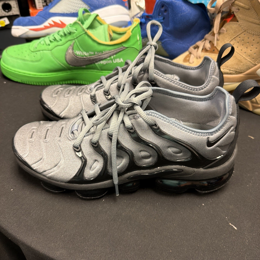 Nike Air VaporMax Plus Cool Grey Black Size 9..CK0900-001
