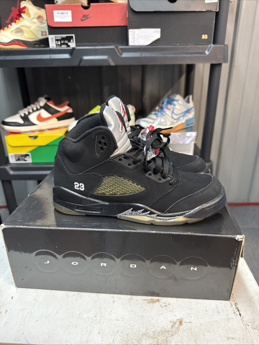 Size 7y - Nike Air Jordan 5 Retro “Black Metallic” (2007)