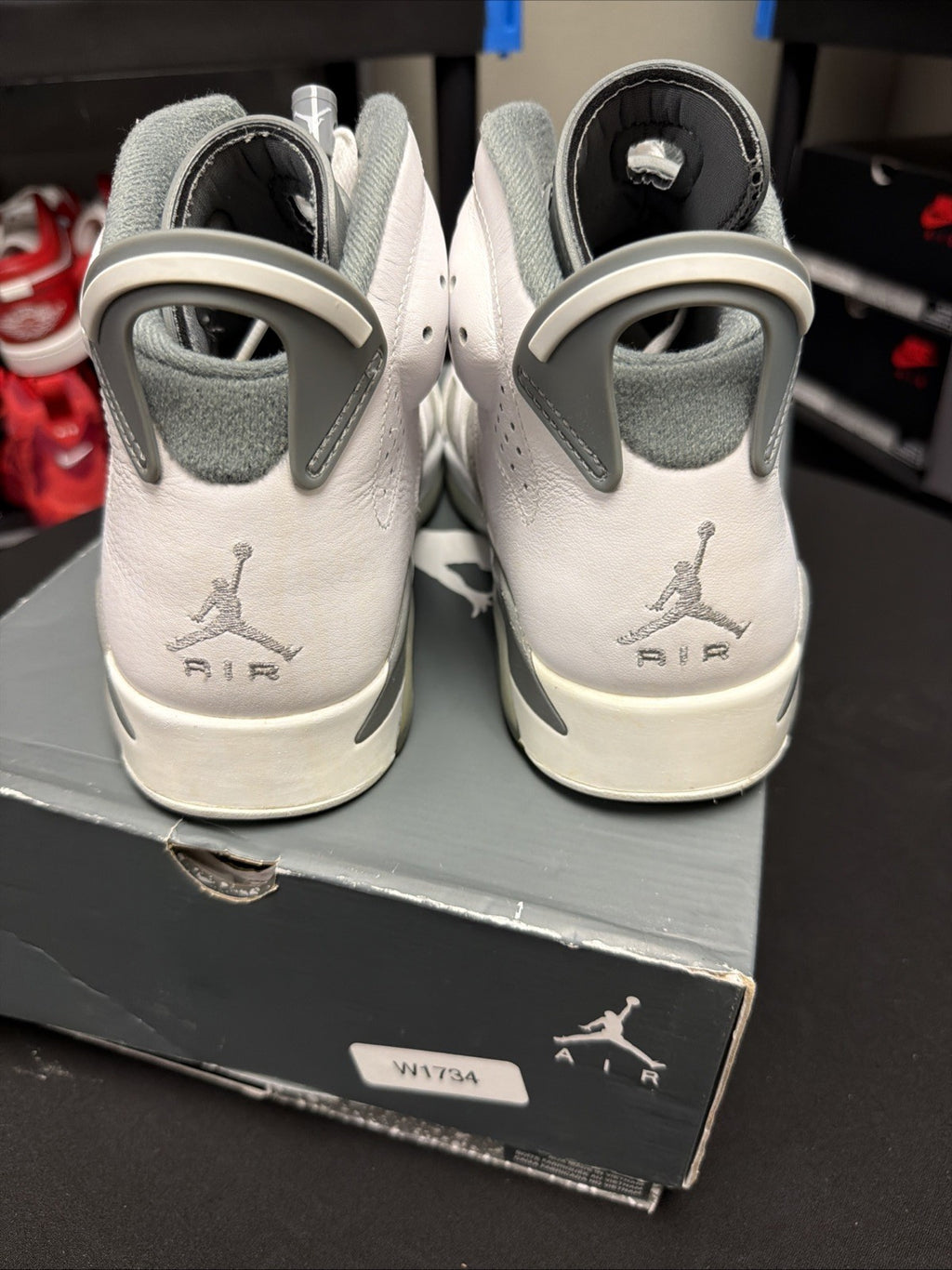 NEW AUTHENTIC NIKE AIR JORDAN 6 RETRO "COOL GREY" MEN'S US  9