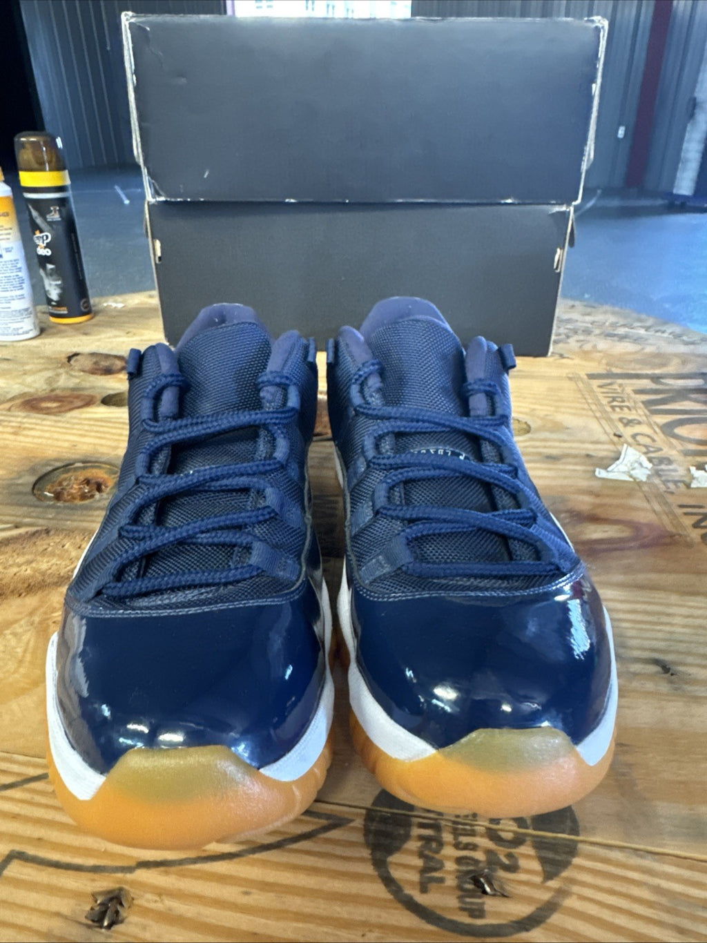 Size 10.5 - Nike Air Jordan 11 Retro Low | Replacement Box