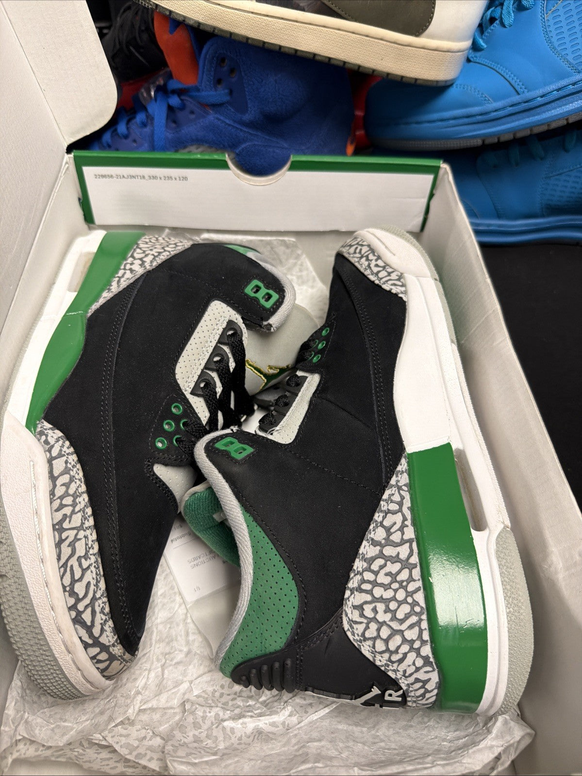Size 8 - Jordan 3 Retro Mid Pine Green