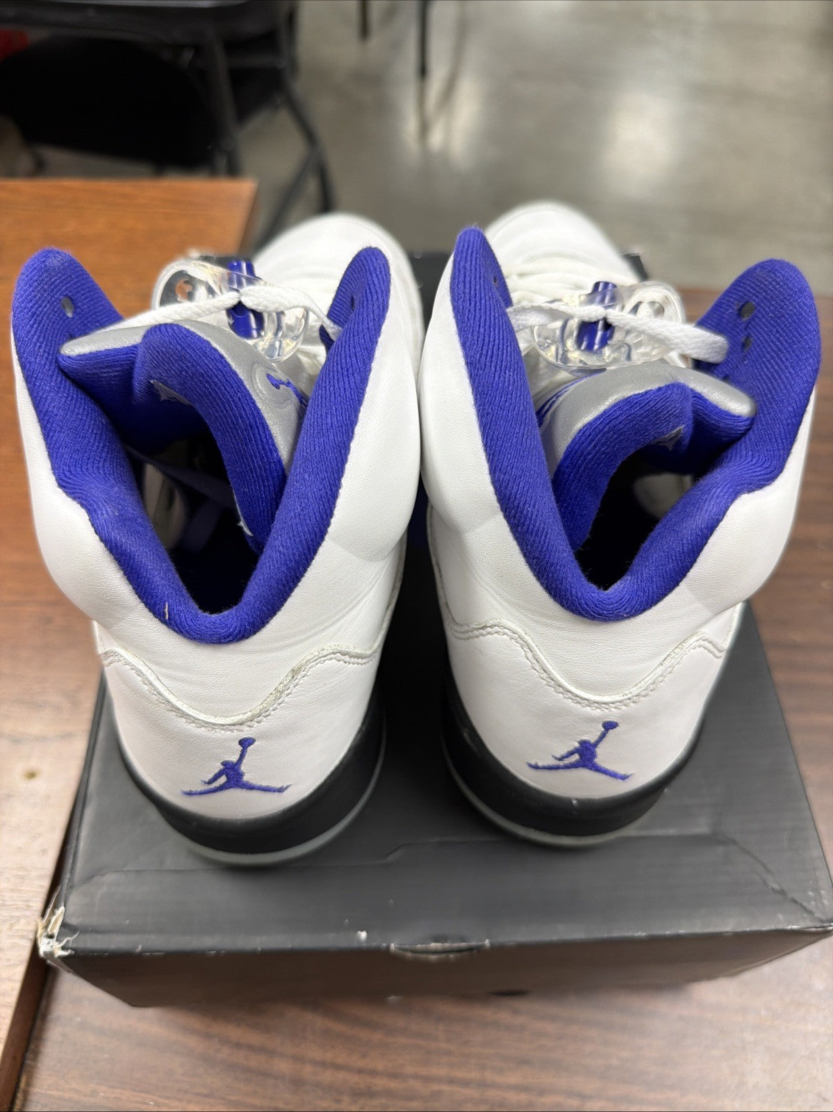 Air Jordan 5 Retro "DARK CONCORD" 2022 - Size 10 - dd0587 141 (474-7)