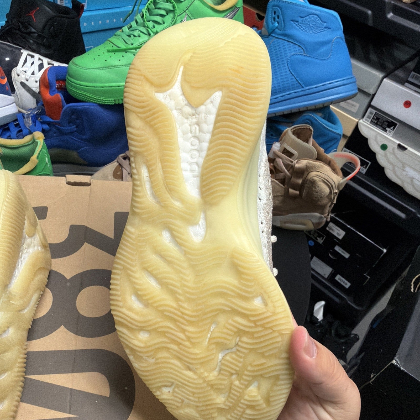 Size 9 - adidas Yeezy Boost 380 Calcite Glow (227)
