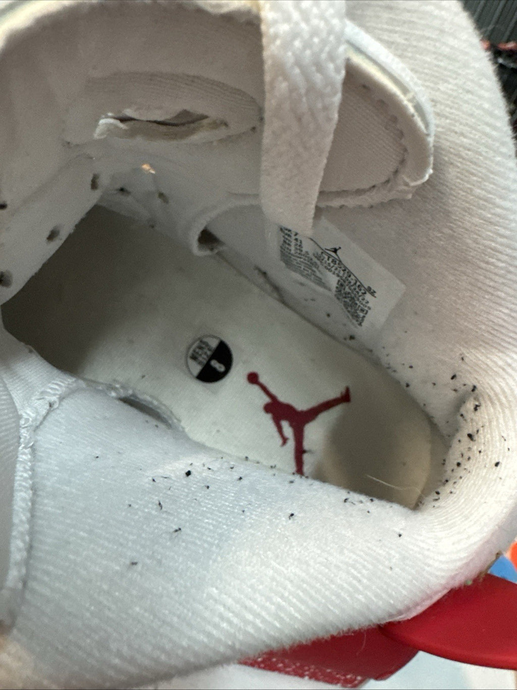 Size 8 - Jordan 6 White and University Red 2022 | Barely Wore