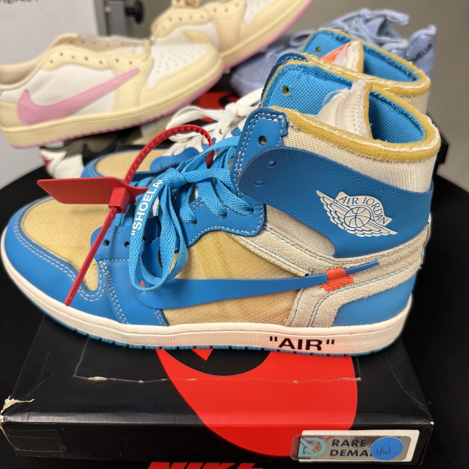Nike Air Jordan Retro 1 High OG Off White UNC 2018 Size 10 Authentic Basketball 