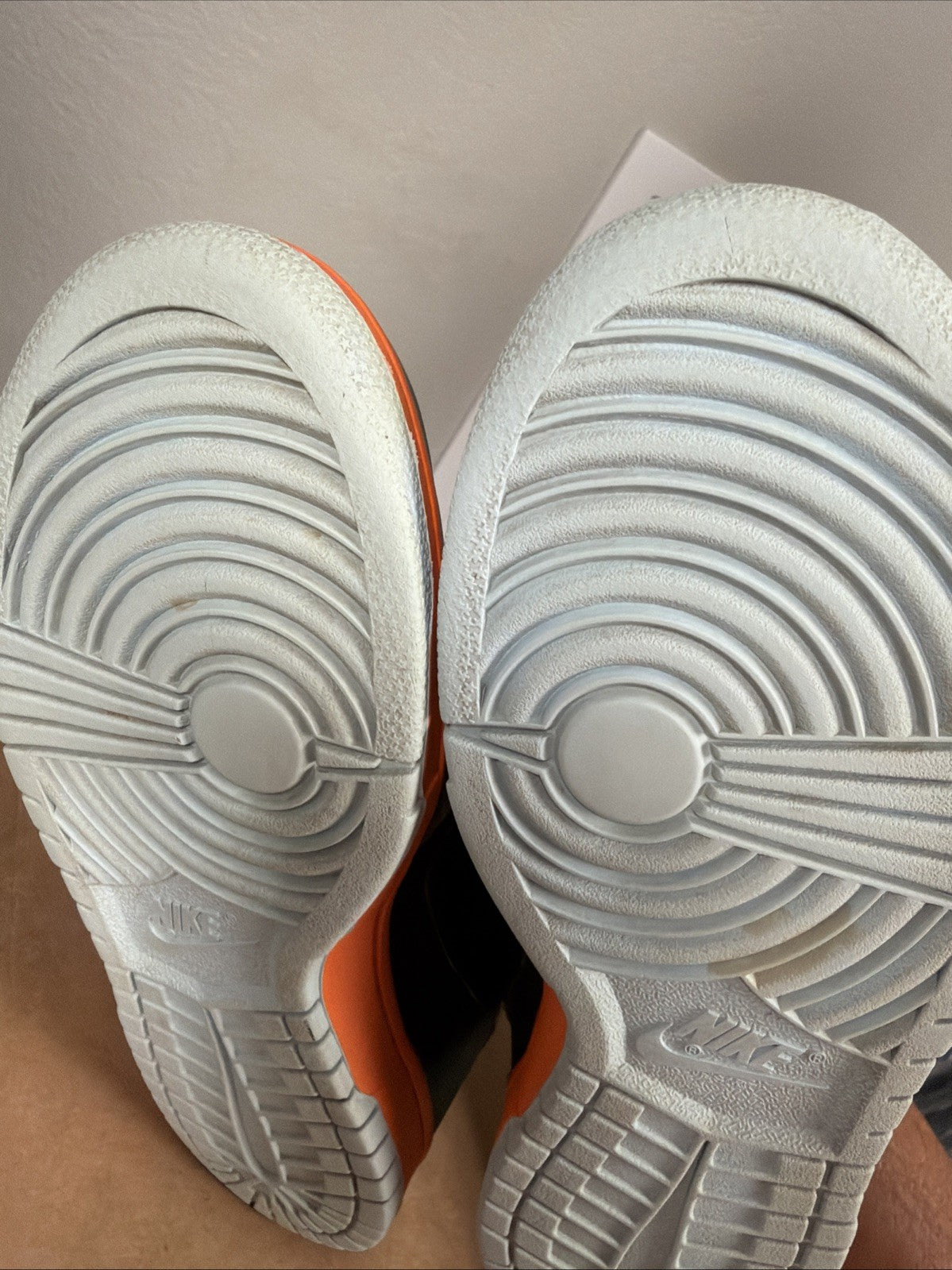Nike Dunk Low Size Women’s Size 8 Mandarin Orange Black Green 317813-301