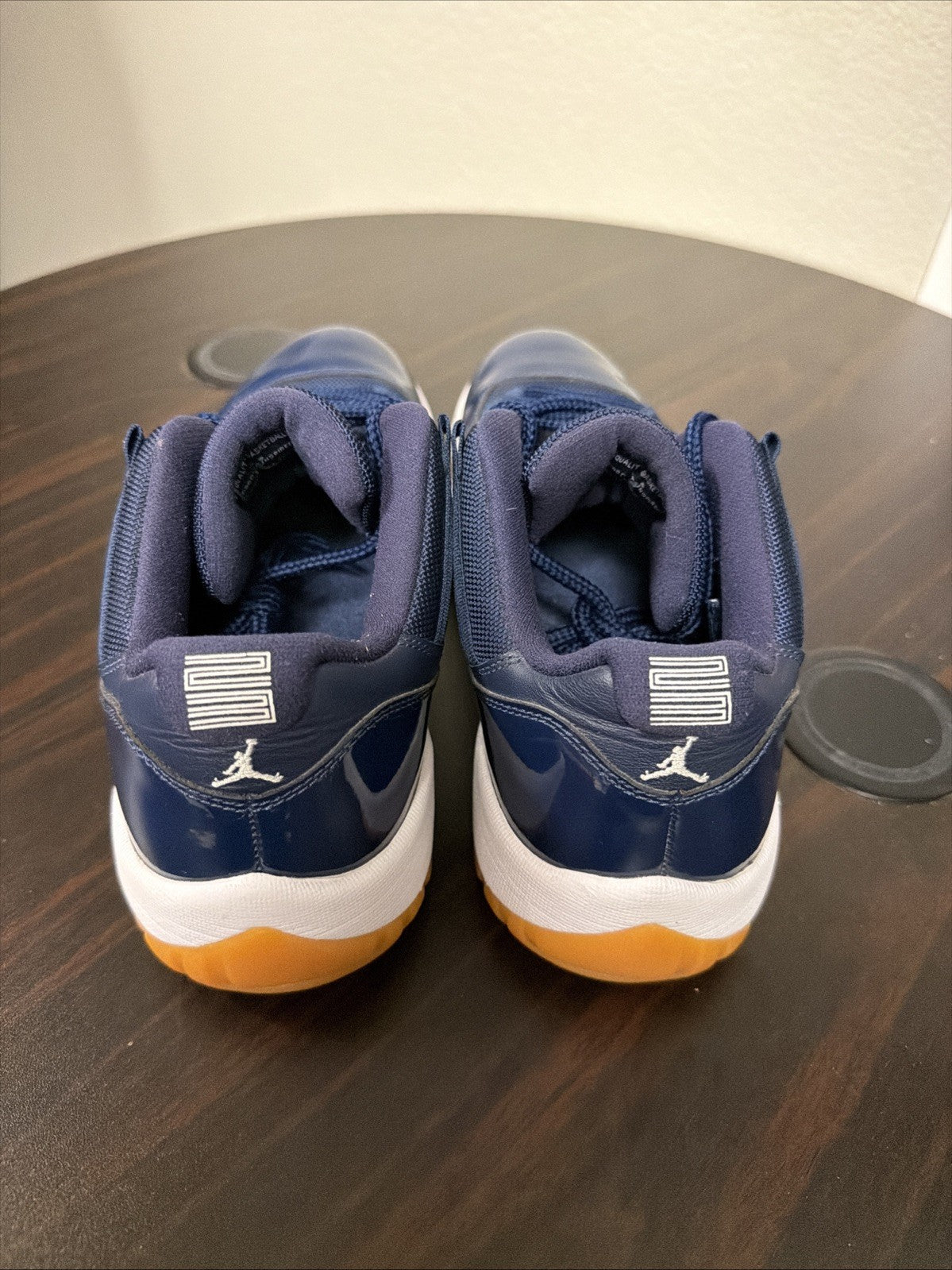 Air Jordan 11 Retro Low Navy Gum Size 10.5 Good Condition