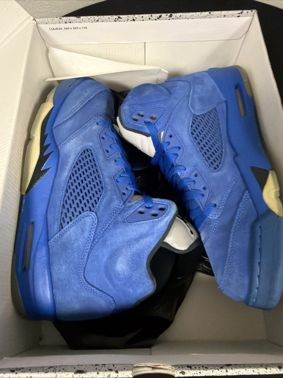 Jordan Air Jordan 5 Retro Blue Suede 136027-401 High Top Sneaker -Lace Up-