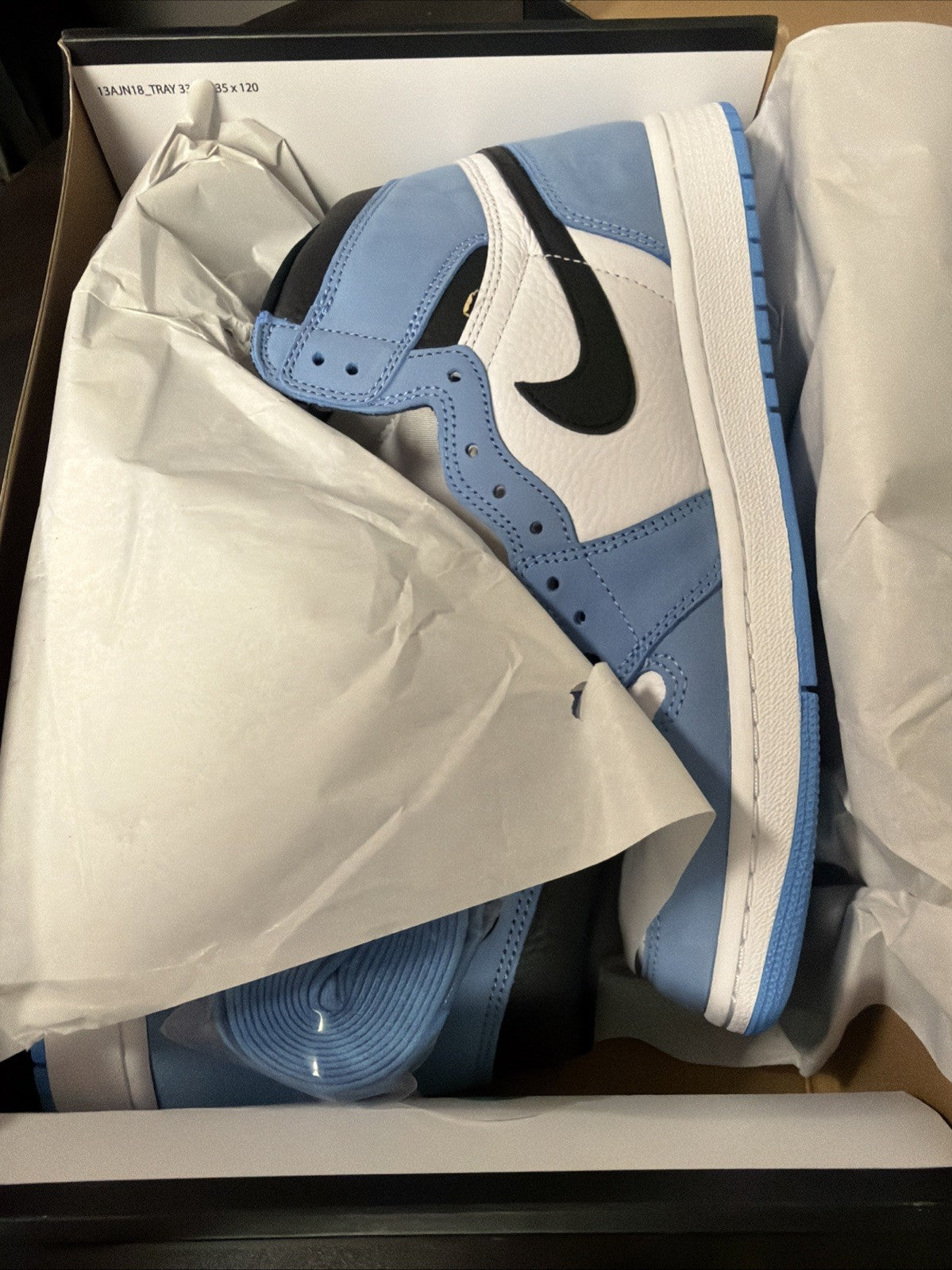 Air Jordan 1 High 'University Blue' Men's Size 10.5 NEW Sneakers 555088-134