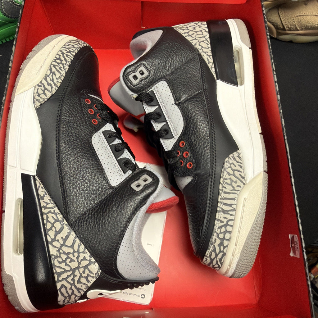 Jordan Air Jordan 3 Retro OG Black Cement 2018 Size 9 Sneaker 854262-001 (215)