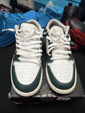 men’s jordan 1 low SE oxidized green size 9.5 Used  FQ7687-300