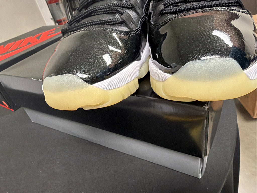 Air Jordan 11 Low 72-10 Size 13 Great Condition With Original Box