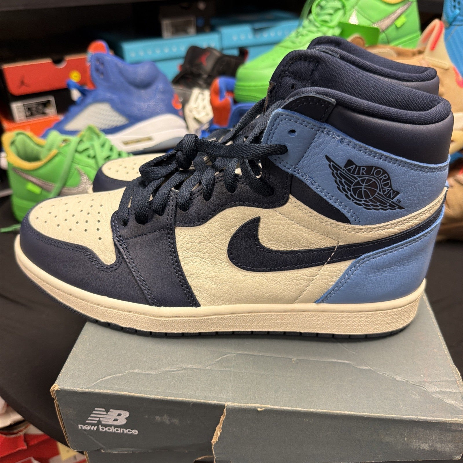 Air Jordan 1 High OG Sail/Obsidian-University Blue "UNC" Size 9.5 555088-140