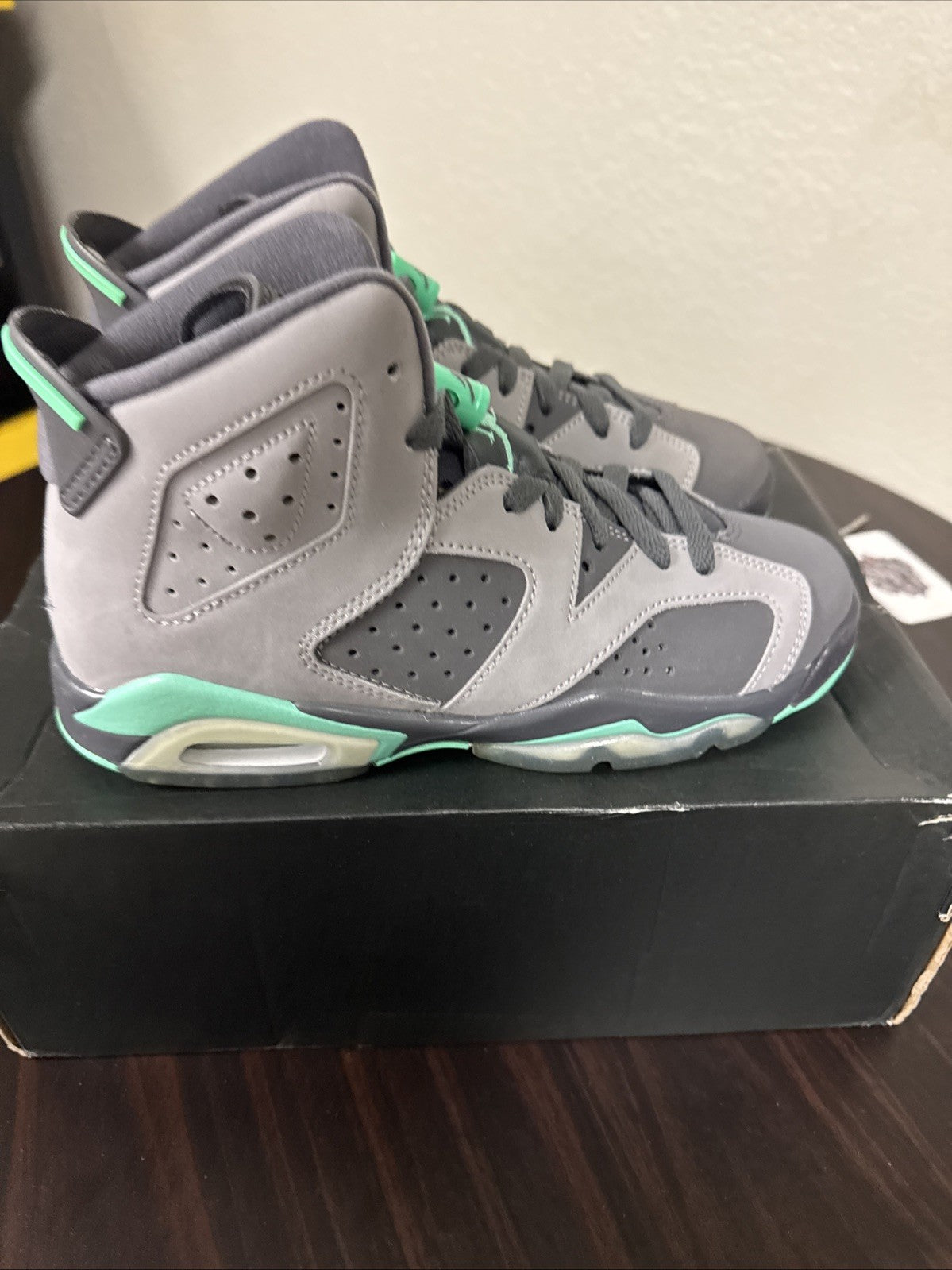 Size 5Y - Jordan 6 Retro GS Green Glow