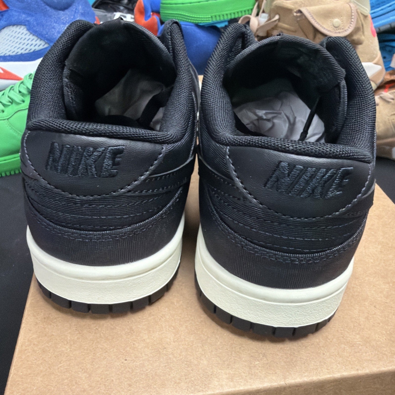 Nike Dunk Low Retro PRM Black Sail Canvas Men’s Size 8.5 DV7211-001 (219)