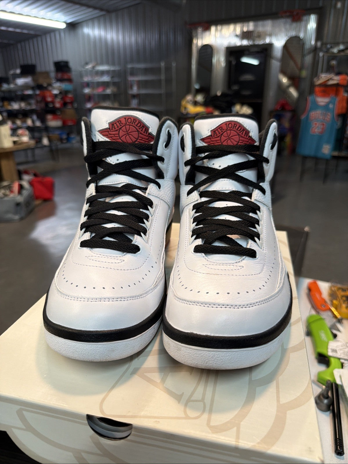 Nike Air Jordan 2 Retro OG Chicago White/Varsity Red/Black DX2454-106 sz 8.5