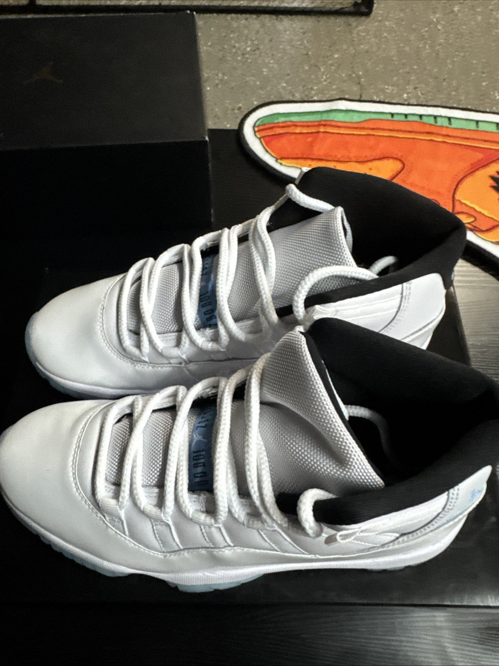 Size 8.5 - Air Jordan 11 Retro "LEGEND BLUE" 2024