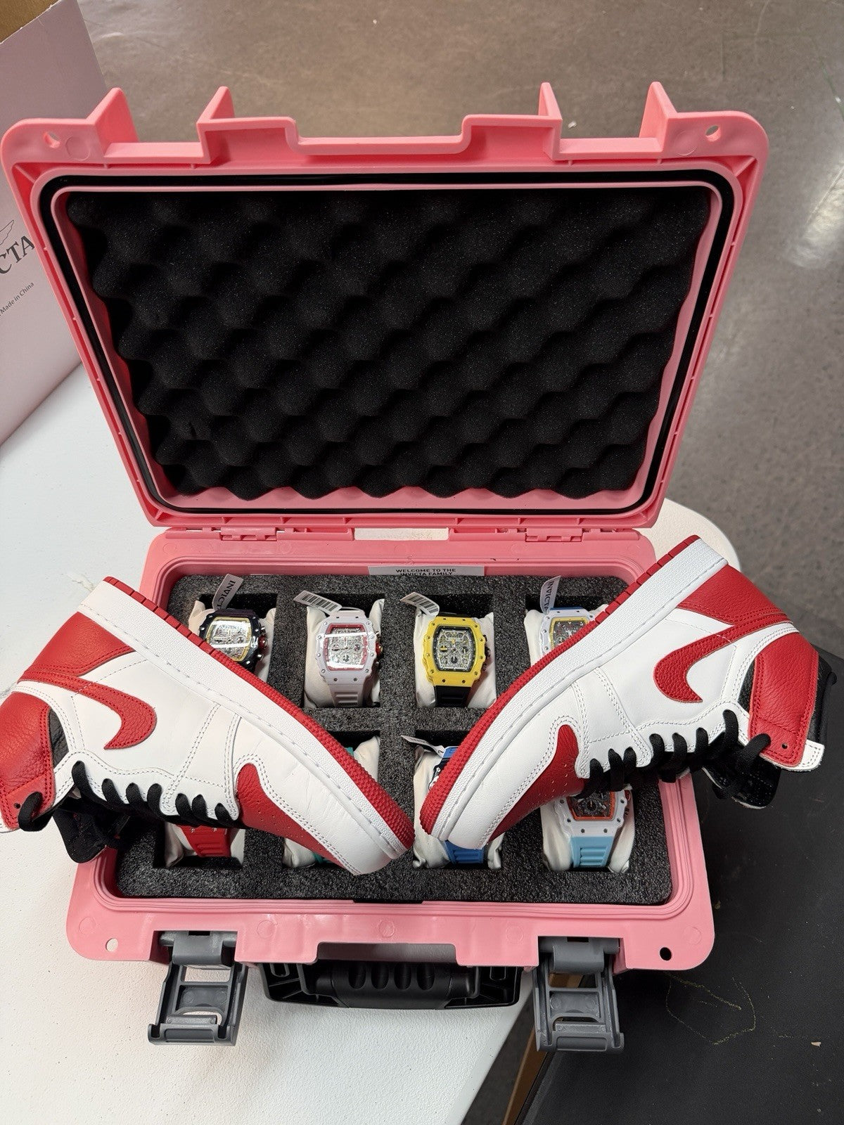 Nike Air Jordan 1 Retro OG High Sneakers Size 7Y Heritage Red White Shoes NEW