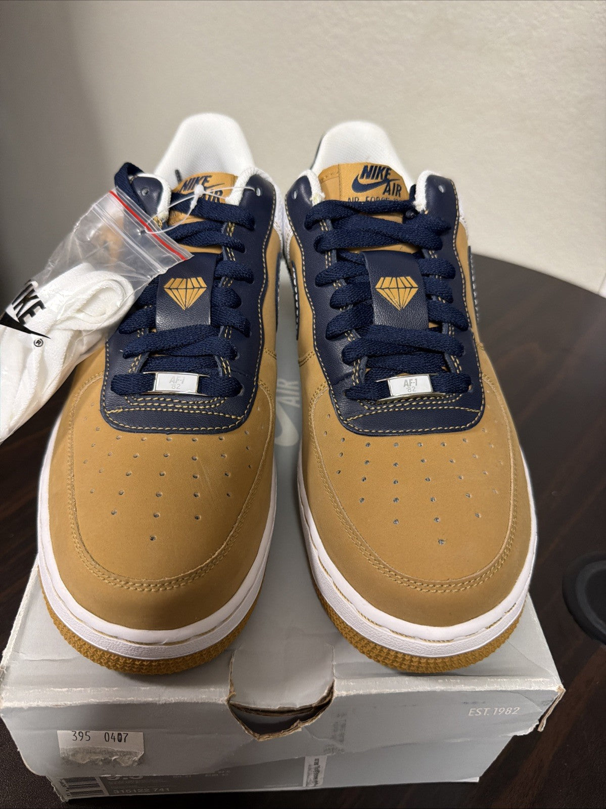 Nike Air Force 1 '07 Low Tan Navy Gum Sole US 9.5 315122-741 Deadstock New