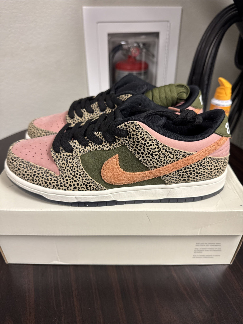 Size 9.5 - Nike SB Dunk Low Pro Arts-Rec Rust Pink Rough Green