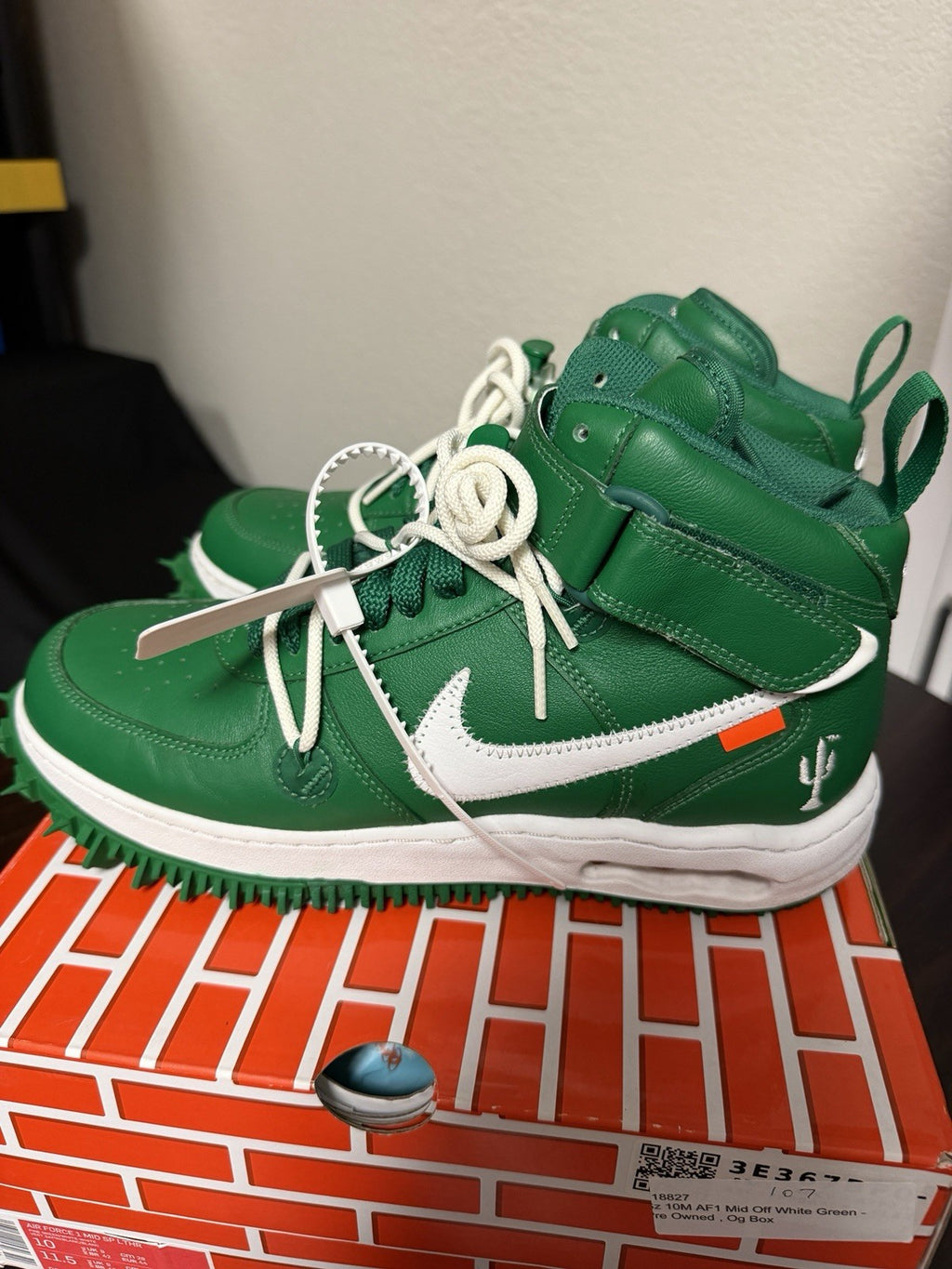 Size 10 - Off-White x Nike Air Force 1 SP Leather Mid Pine Green