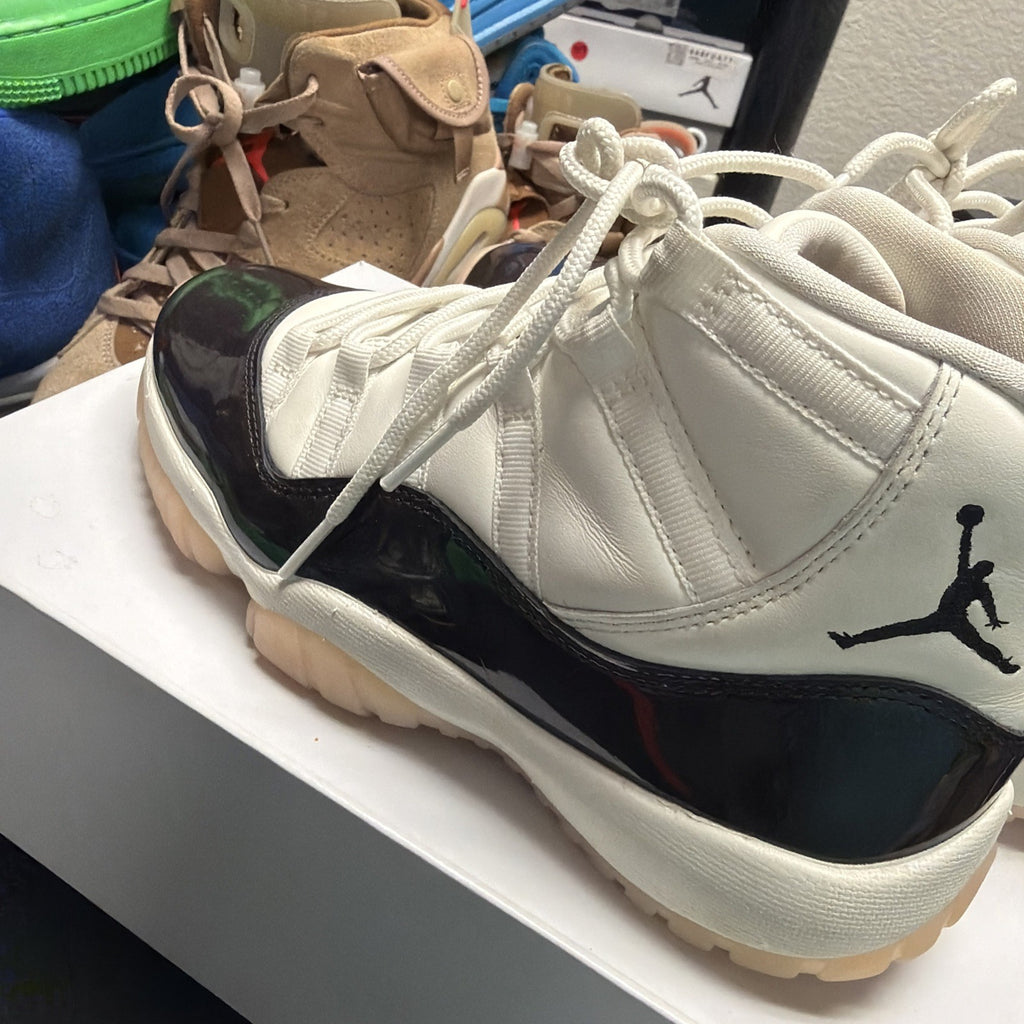 Nike Air Jordan 11 Neapolitan Sail Velvet Brown Atmosphere AR0715-101 Women 7.5