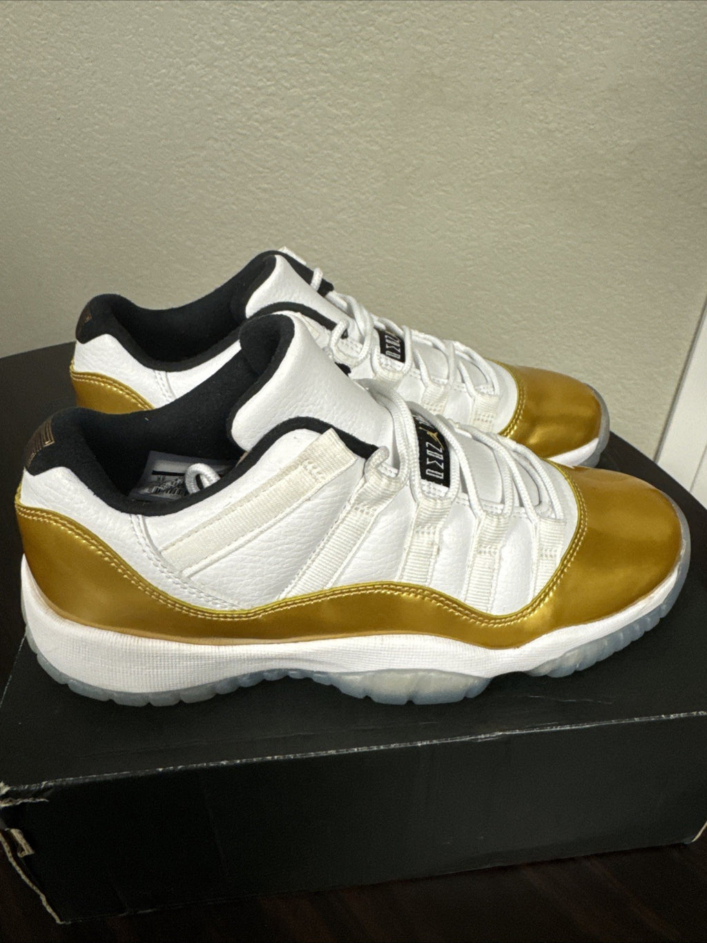 5Y - Air Jordan 11 Retro Low GS 'Closing Ceremony'