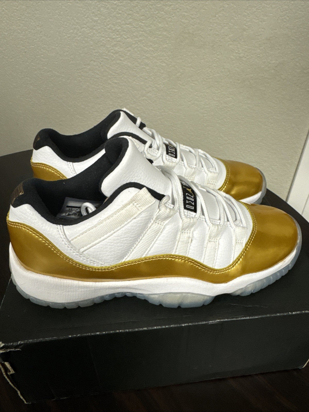5Y - Air Jordan 11 Retro Low GS 'Closing Ceremony'