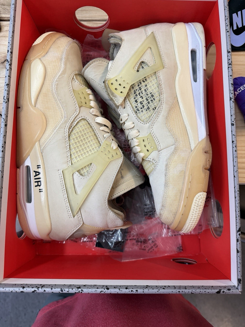 Size 11 - Jordan 4 SP x Off-White Mid Sail W