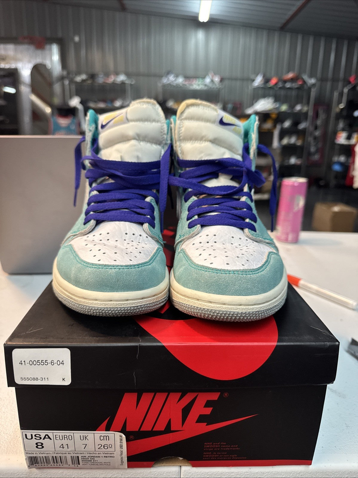Size 8 - SP19 Air Jordan 1 High OG ‘Turbo Green’