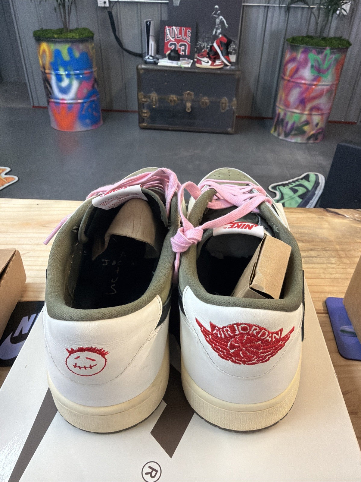 Air Jordan 1 Low OG SP "TRAVIS SCOTT MEDIUM OLIVE" 2024 - Size 12 - dm7866 200..