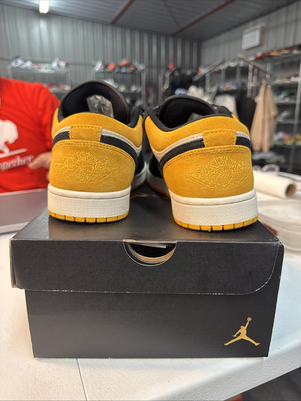 Size 8 - JORDAN 1 Low Sail University Gold Black