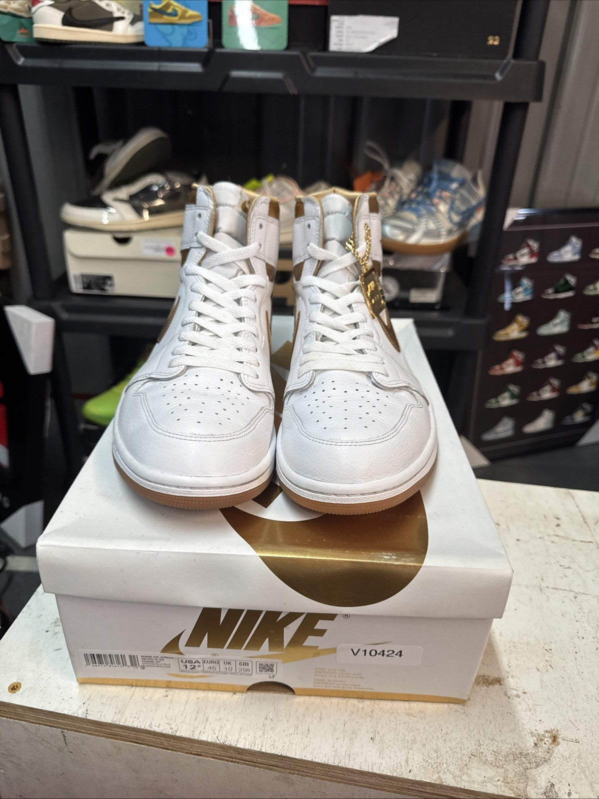 Wmns Size 12.5 - Nike Wmns Air Jordan 1 Retro HI OG White Gold | Worn Once