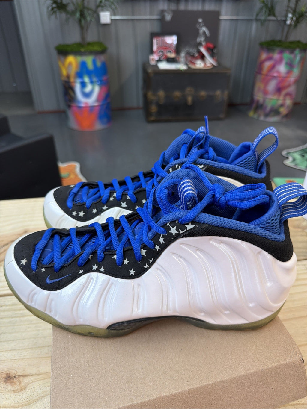 Nike Air Foamposite One Shooting Stars Size 9.5 2013