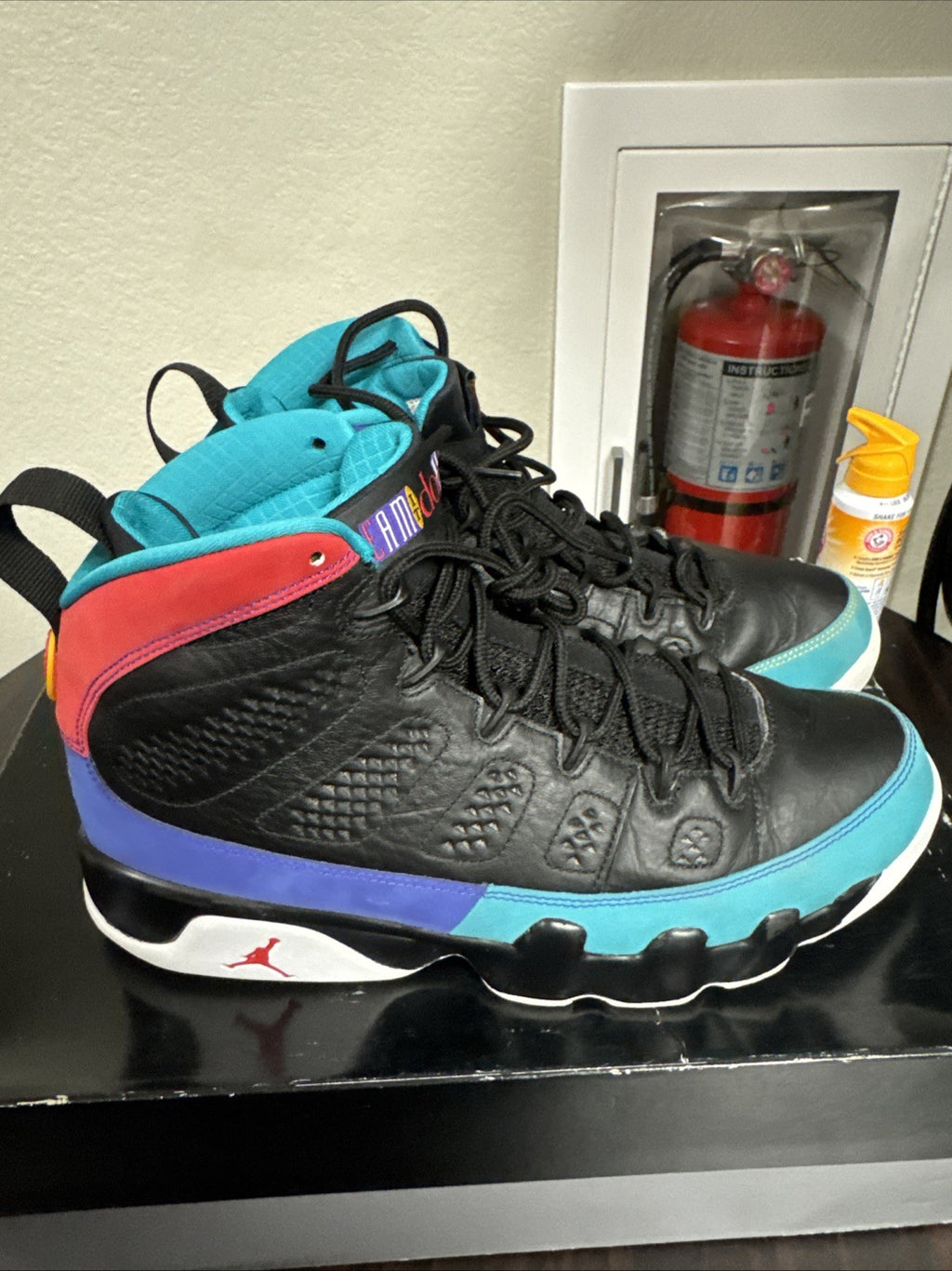 Air Jordan 9 Retro Dream It, Do It Size 10 Clean Original Box
