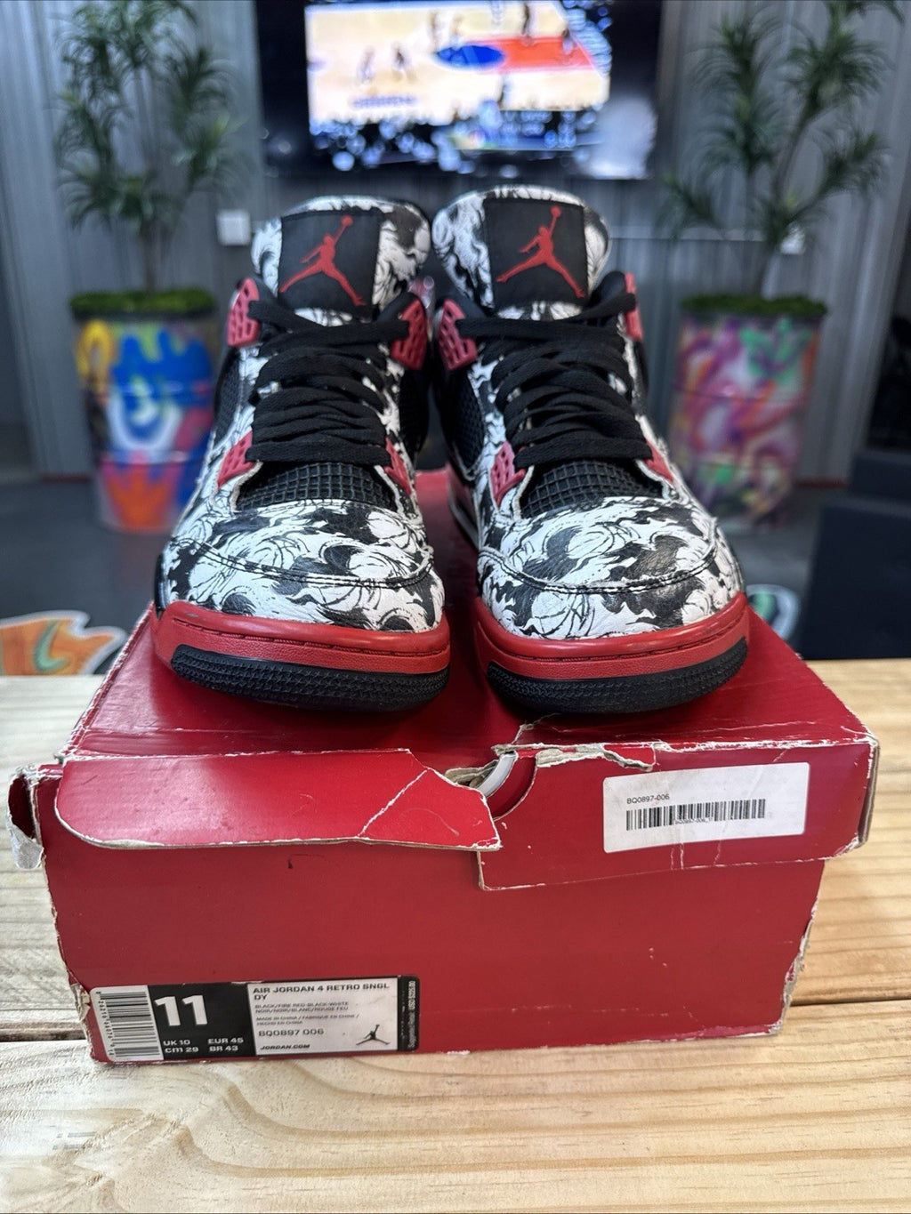 size 11 - (2018) Jordan 4 ‘Tattoo’