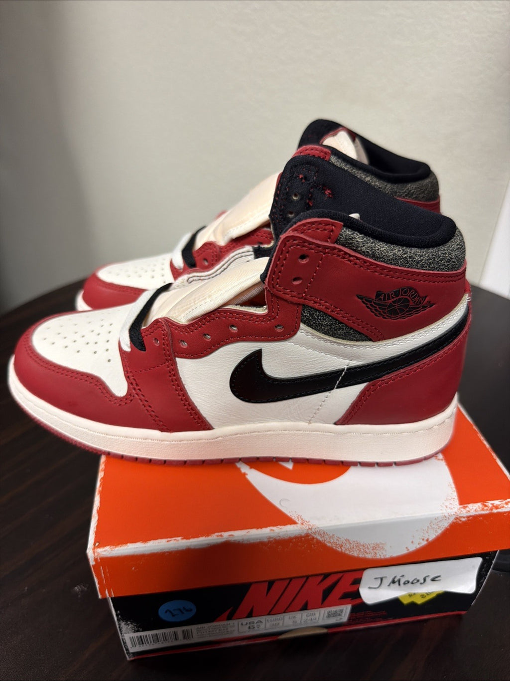 Air Jordan 1 Retro High OG "LOST AND FOUND" 2022-Size 5.5 Y(GS) Complete Box