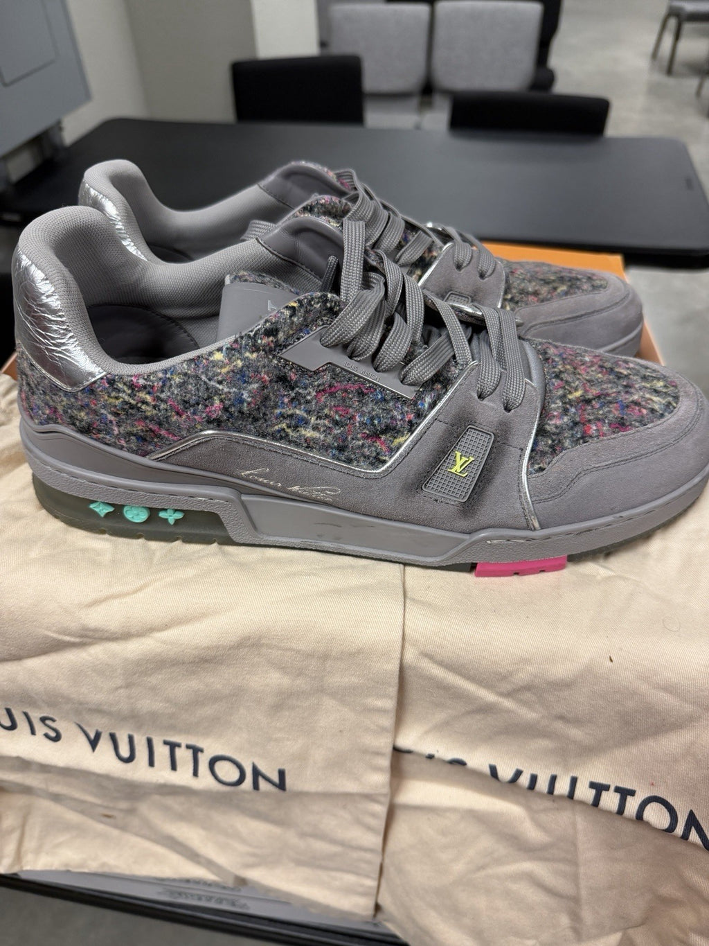 2021 Louis Vuitton Trainer Multi Color /Grey Size 12